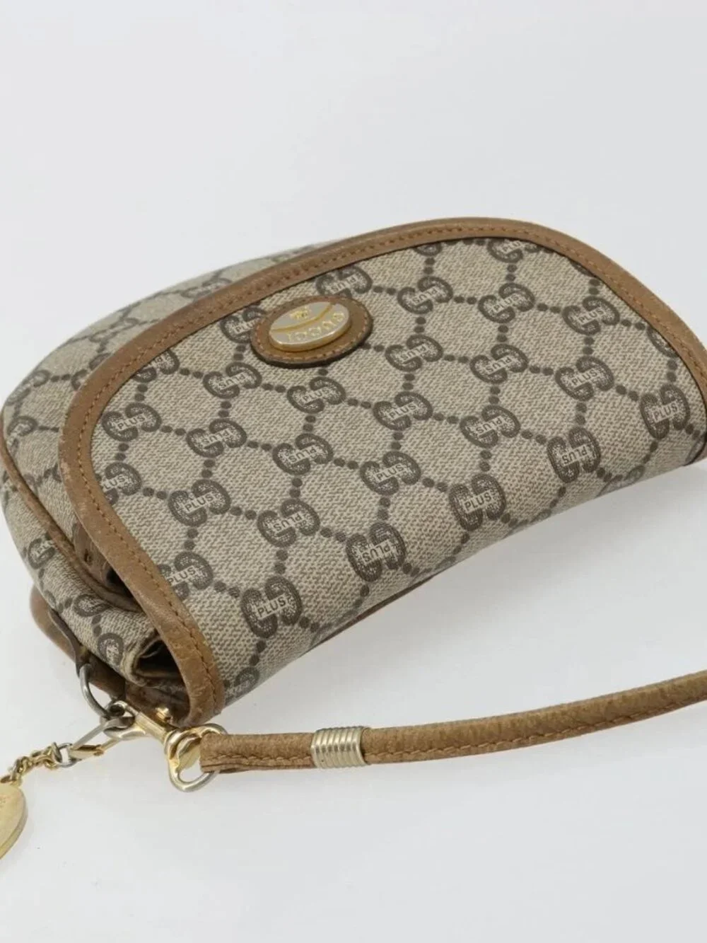GUCCI GG Plus Supreme Shoulder Bag PVC Beige Gold Auth ka4547 - Picture 6 of 15